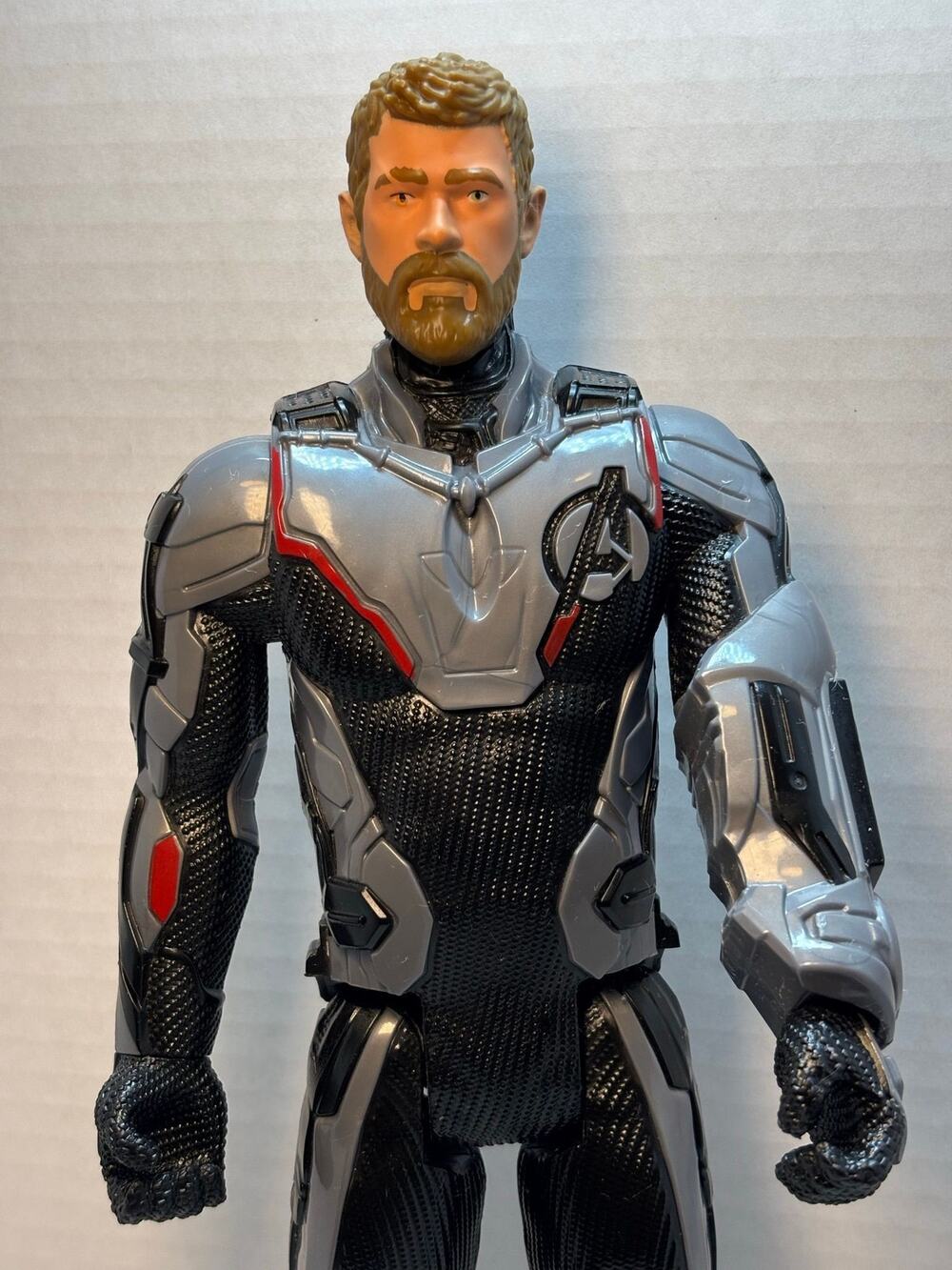 Marvel Avengers: Endgame Titan Hero Series THOR Action Figure
